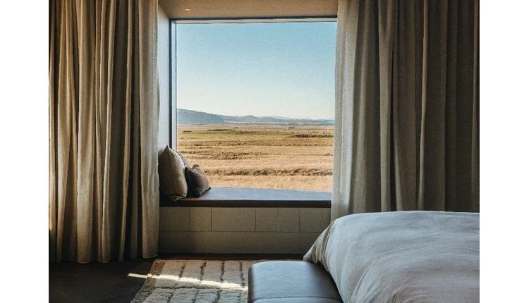 360 Hotel debuts in South Iceland with geothermal wellness and aurora alerts