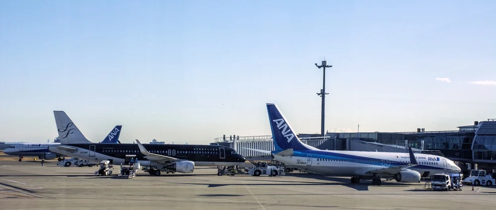 ANA Holdings expands E190-E2 fleet with eight additional jets