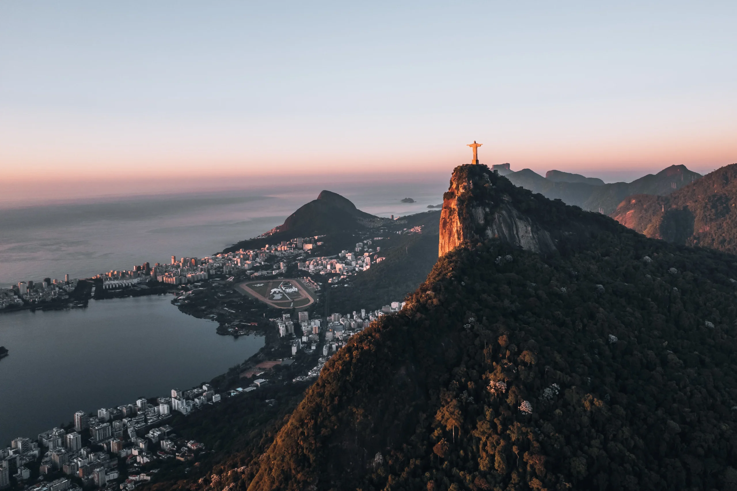 Brazil Air Arrivals Surge 13.3% in H1 2026, Driven by Latin American and Asian Growth