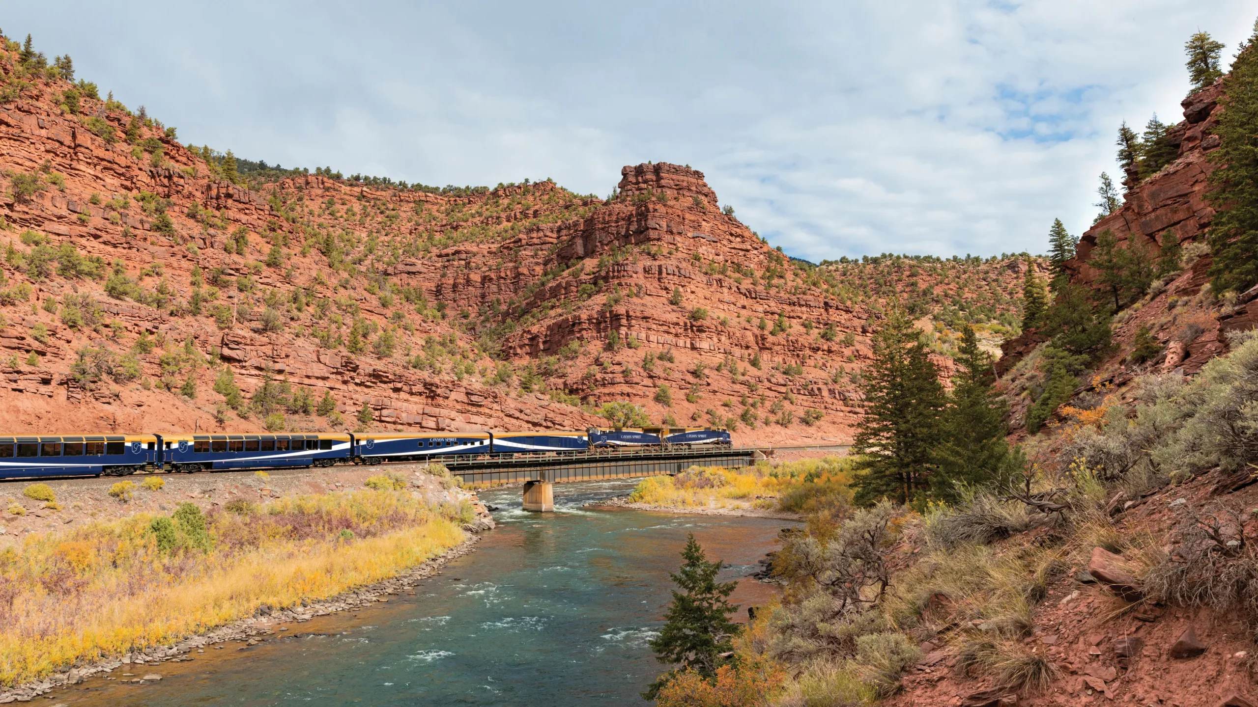 Canyon Spirit and Rocky Mountaineer Launch 2027 Early-Booking Promotions with Upgrades and Discounts