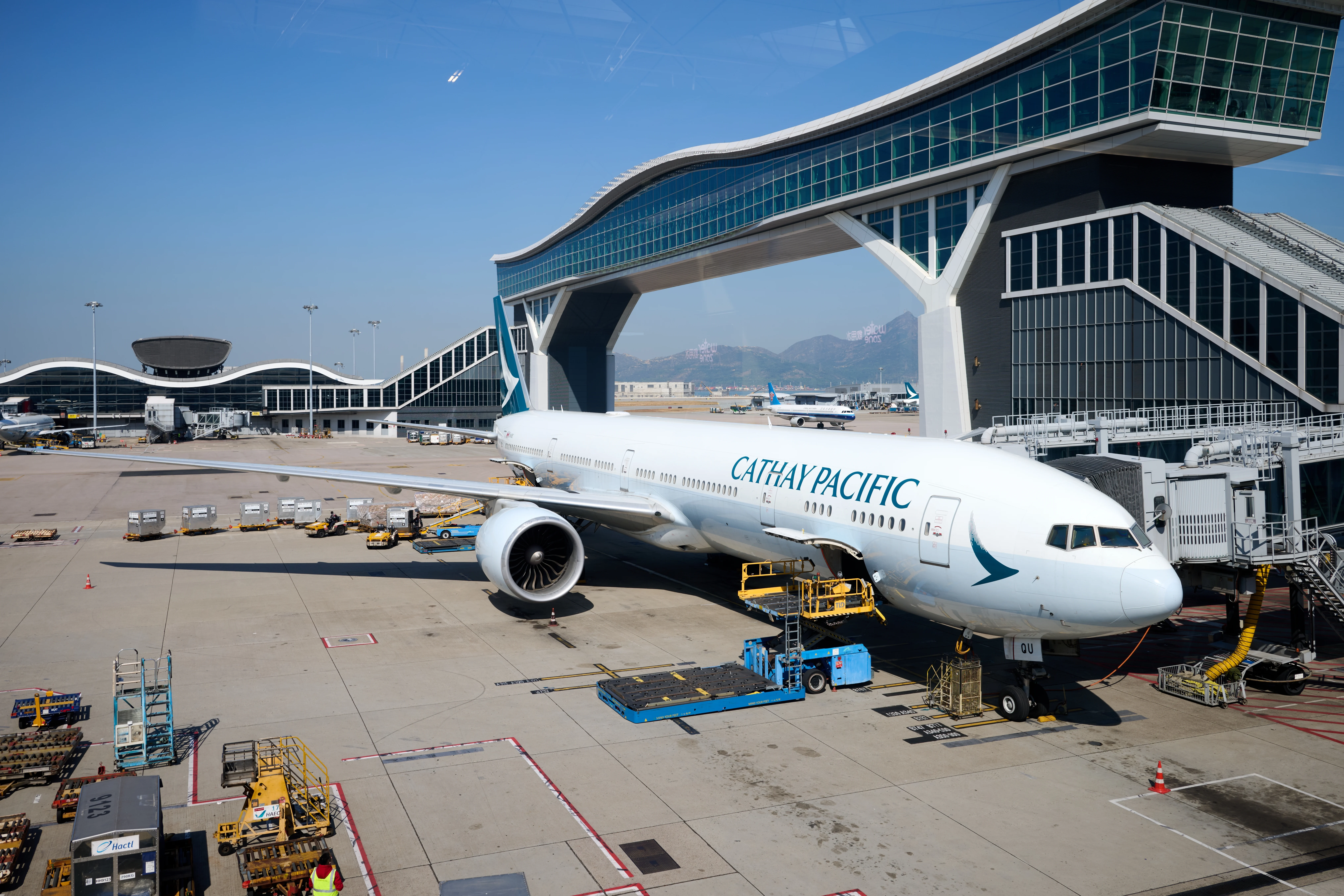 Cathay Group's July traffic climbs on leisure demand and cargo strength