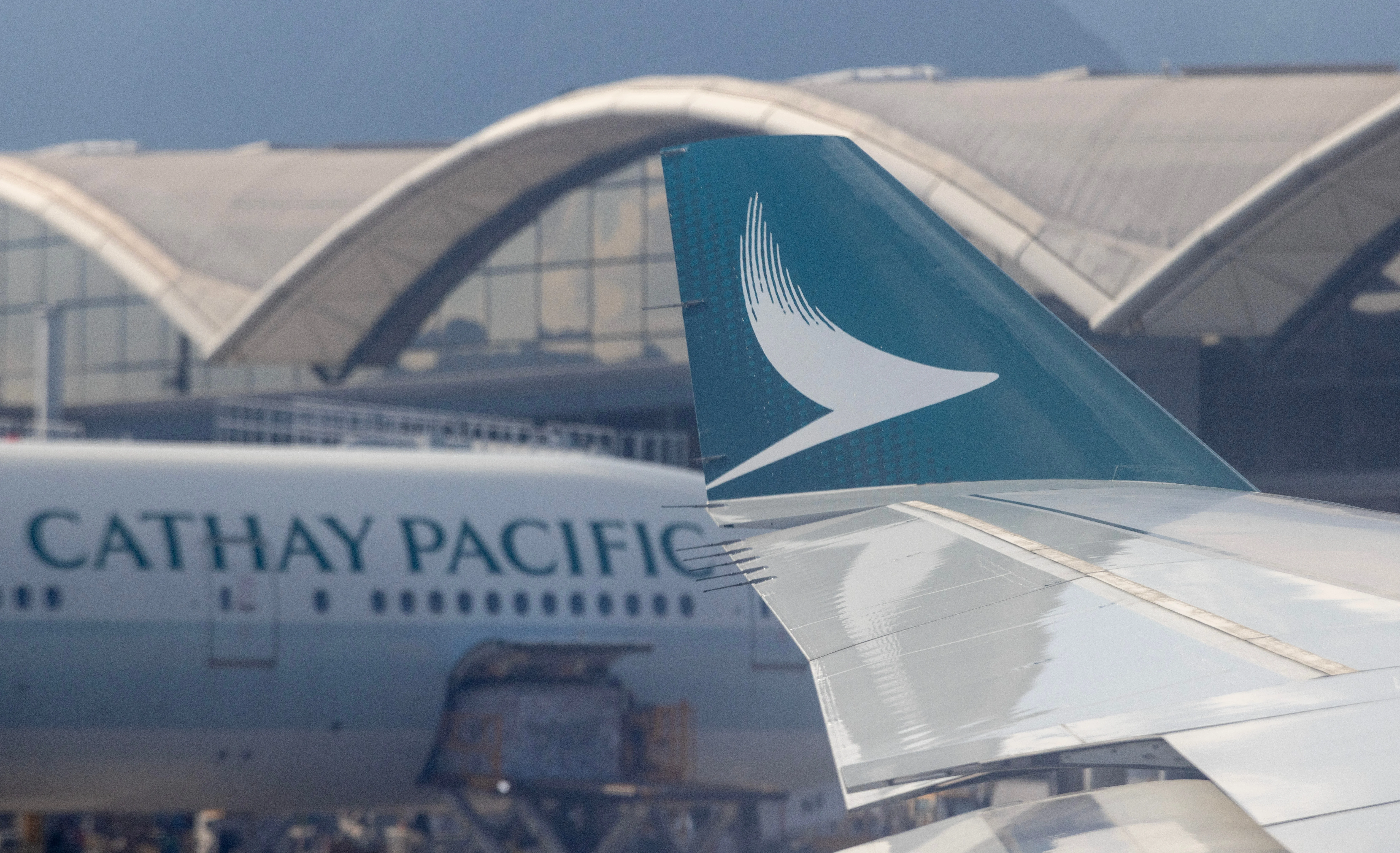 Cathay Pacific Delays Dubai and Riyadh Passenger and Cargo Restart to Late October 2026