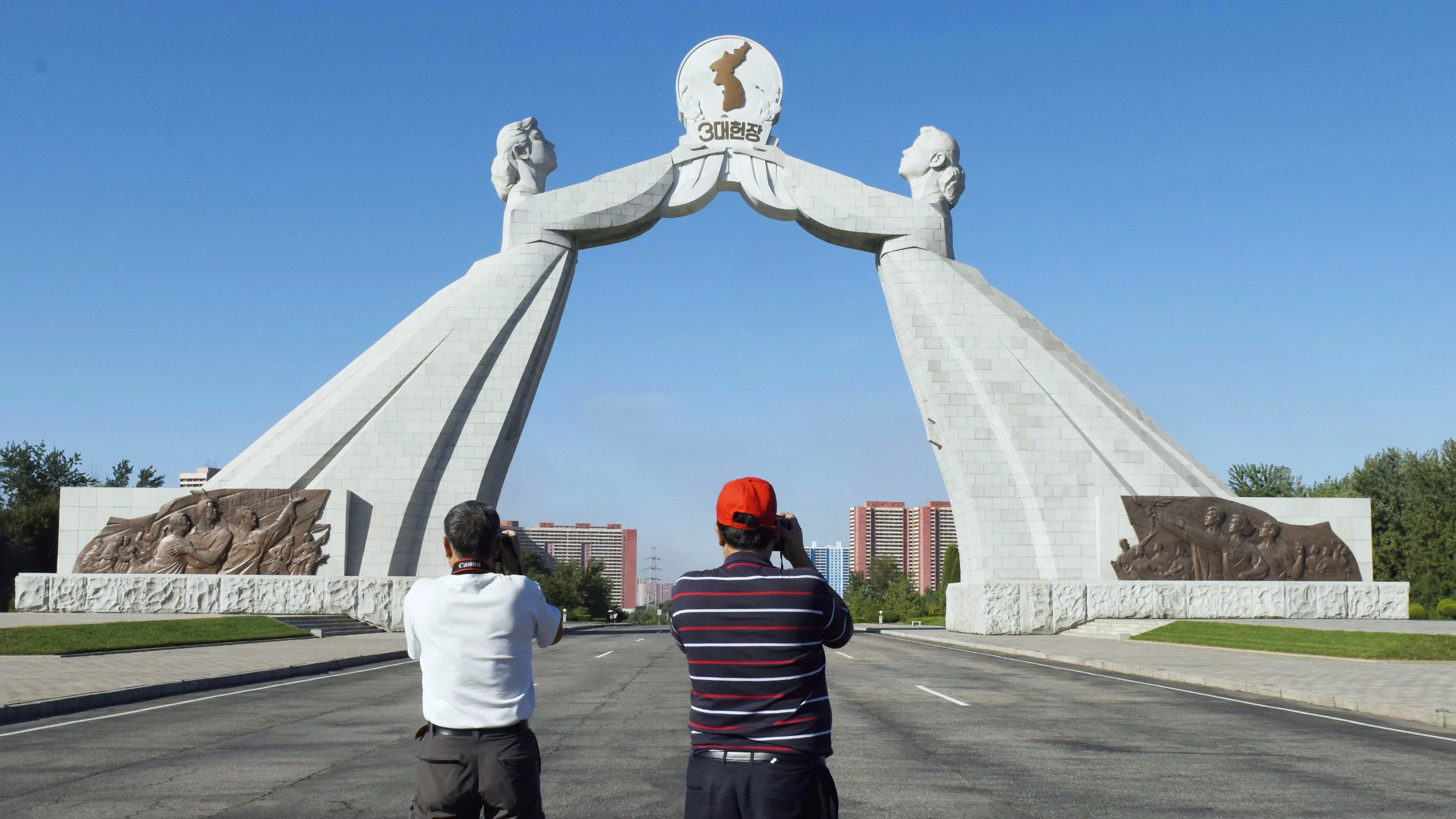 DMZ security tourism rises as North Korea abandons reunification