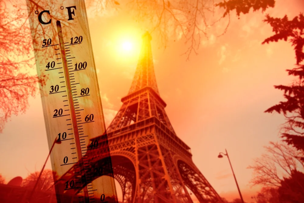 European Travel Sector Adapts Operations as Heatwaves Exceed 40°C