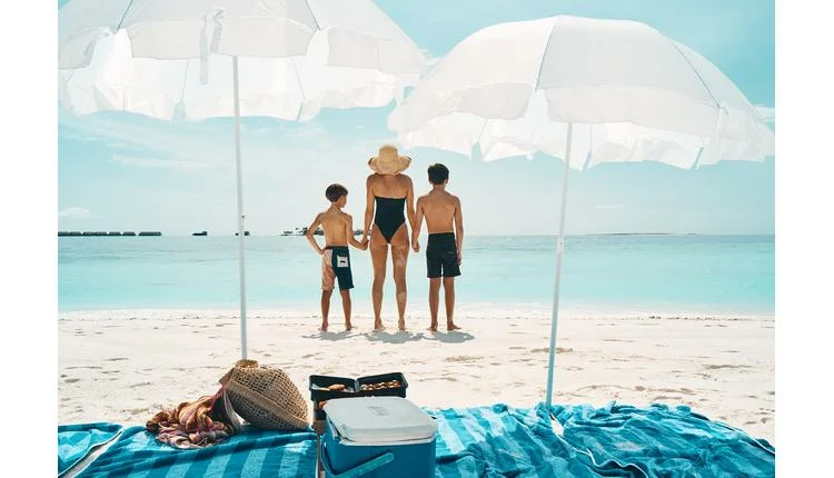 Kandooma Maldives earns dual LUXlife honors for family and green efforts