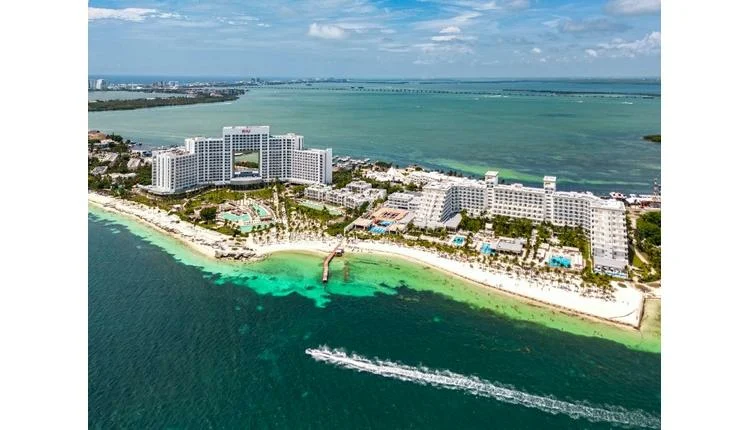 Riu Palace Peninsula reopens in Cancun with Elite Club and redesigned rooms