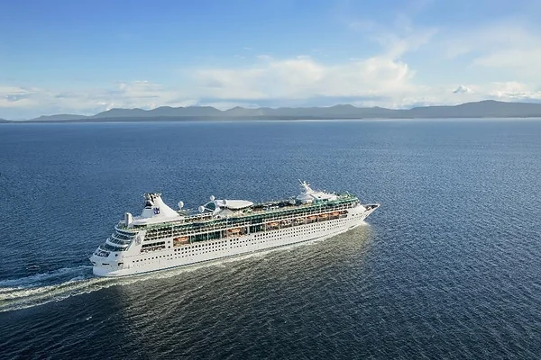 Royal Caribbean beats Q3 forecasts, lifts 2026 outlook