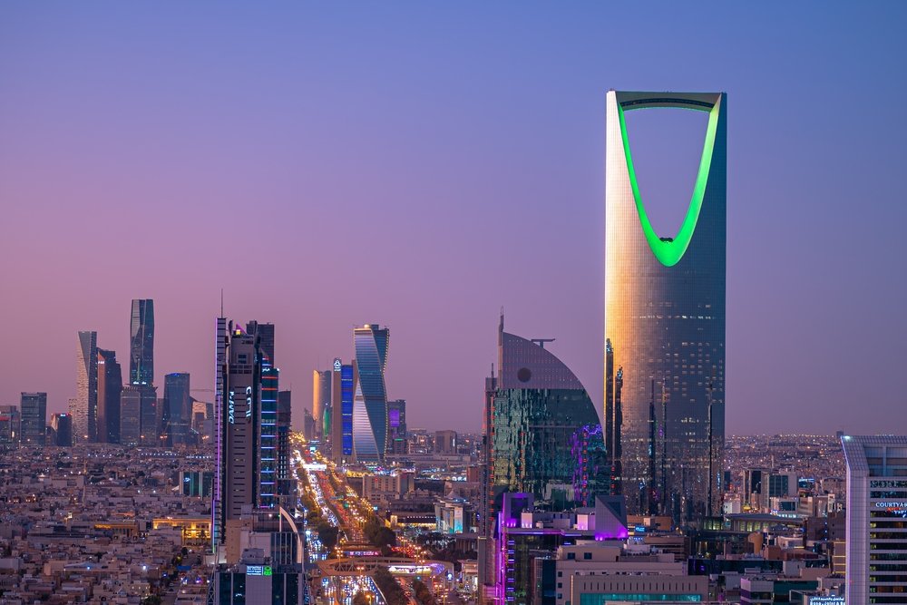 Saudi Arabia's Package Visa Pilot Bundles Flights, Hotels, and Visas for Streamlined Travel