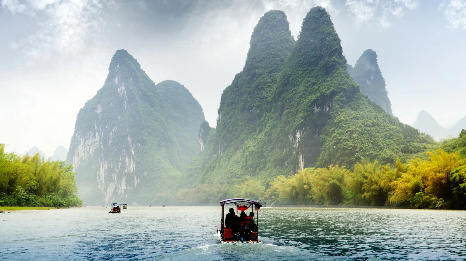 Singapore leads Southeast Asia in China travel searches, Traveloka data shows