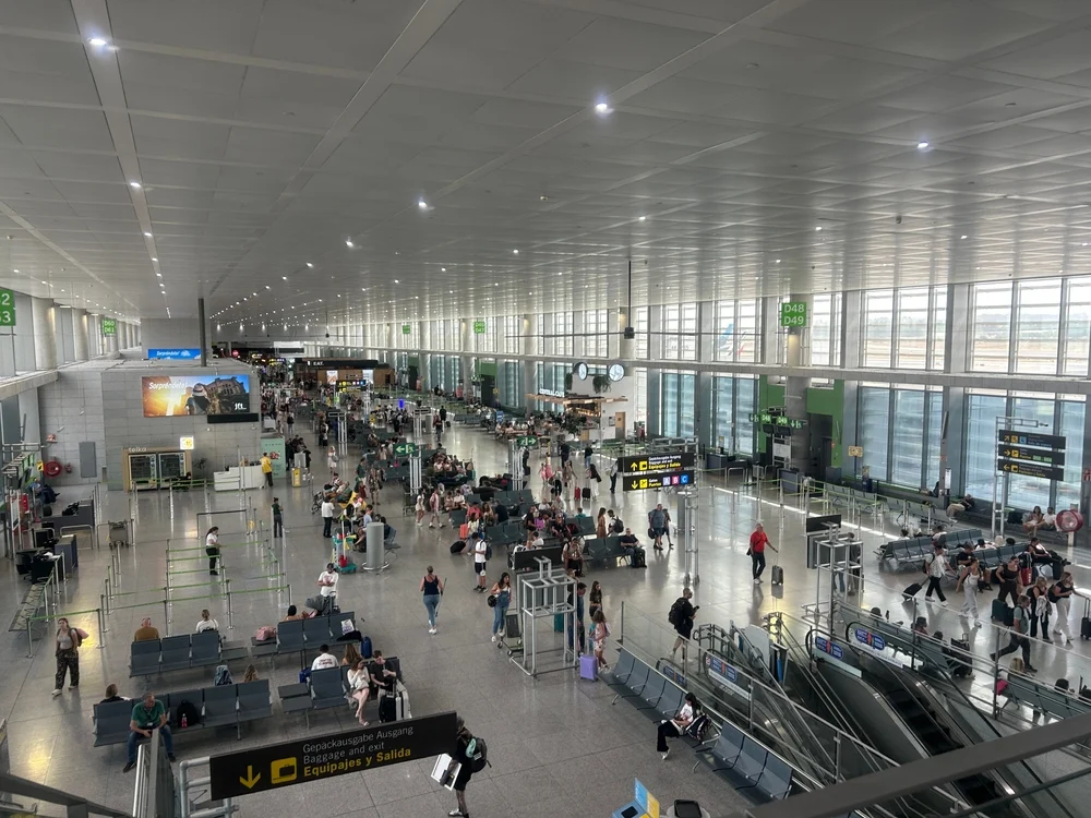 Spanish airports raise forecasts as Middle East tensions reroute European travel