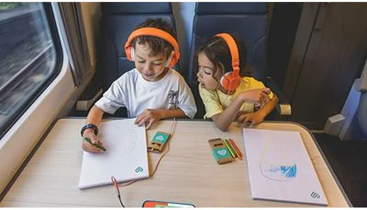 Trainline and Yoto Partner to Offer Screen-Free Audio Draw-Alongs for Family Rail Travel