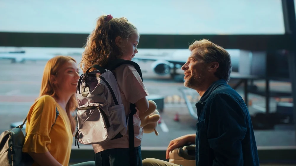 UK travel spending falls for fifth month as staycations gain ground