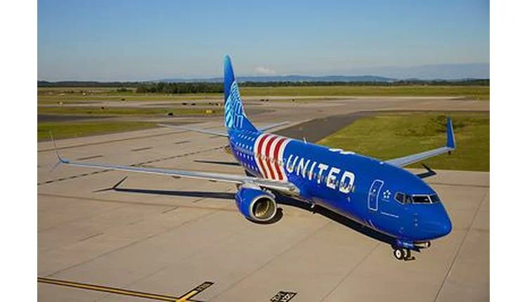 United Airlines Marks US 250th with Patriotic Livery, Military Pilot Milestone