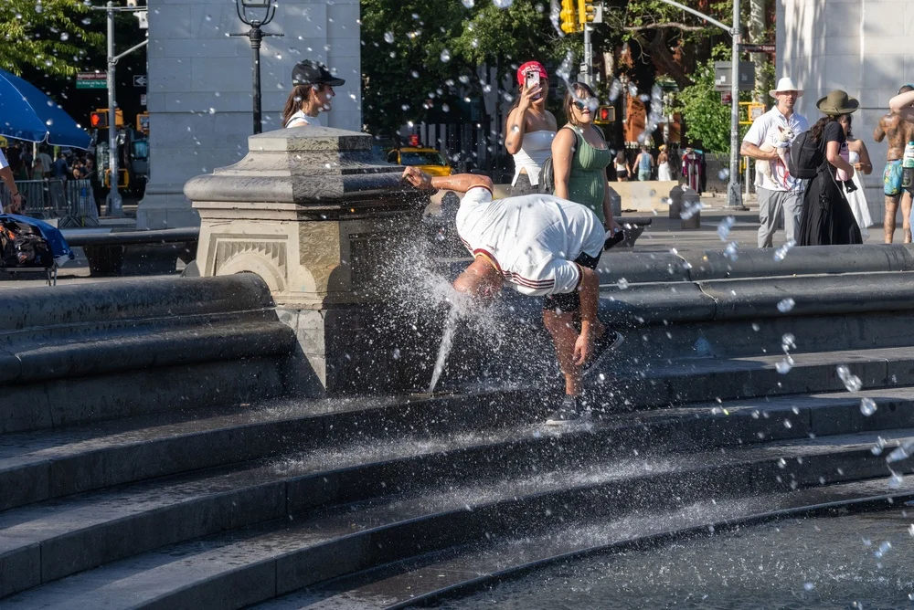 US travel adapts as extreme heat reshapes summer operations