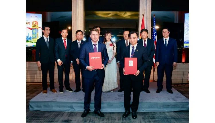 Vietjet parent Sovico signs 23 deals at New York investment conference