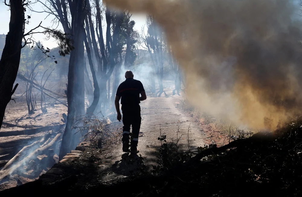 Wildfires and Heatwaves Reshape European Travel Patterns, Boosting Ecotourism